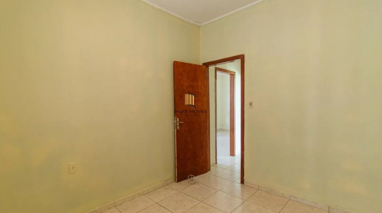 Casa 3 dormitórios Bairro Teresópolis