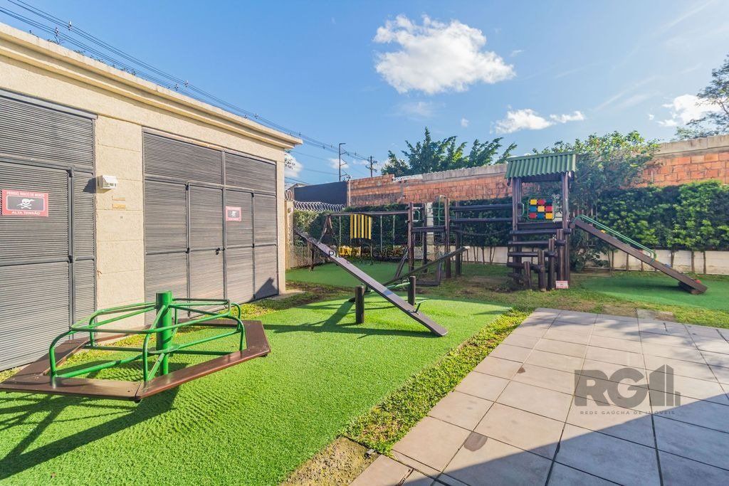 Apartamento 62m², 3 dormitórios, 2 vagas de garagem no bairro Passo da Areia
