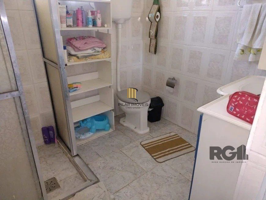 Casa de 2 dormitórios no bairro Cavalhada