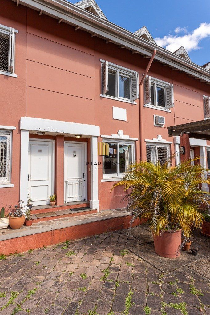 Casa em condomínio de 109m² - 3 dormitórios, 1 suíte e 1 vaga no bairro Teresópolis