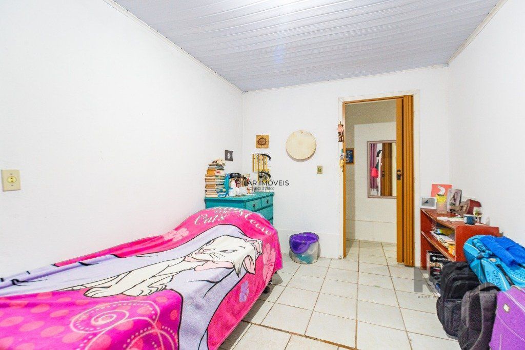 Casa de 4 Dormitório(s) Bairro Nonoai - Porto Alegre
