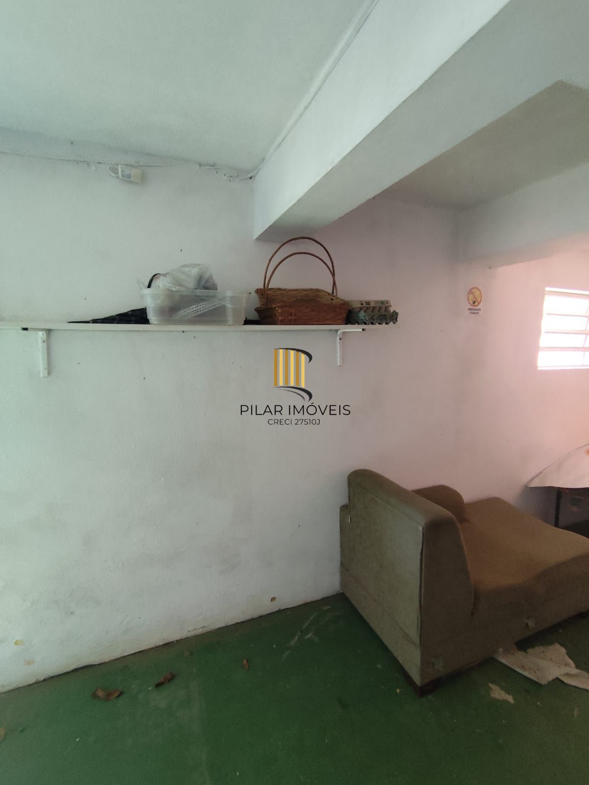 Casa de esquina 03 dormitórios Teresópolis