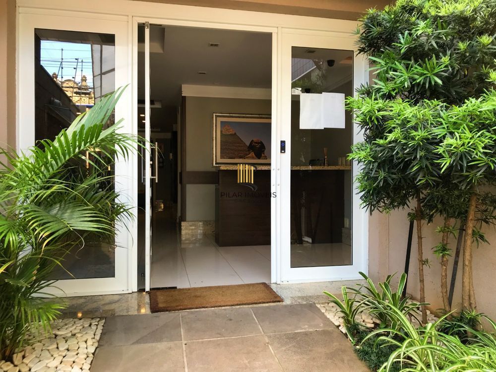 Apartamento de 01 dormitório em edifício com infraestrutura no Centro de Porto Alegre-RS