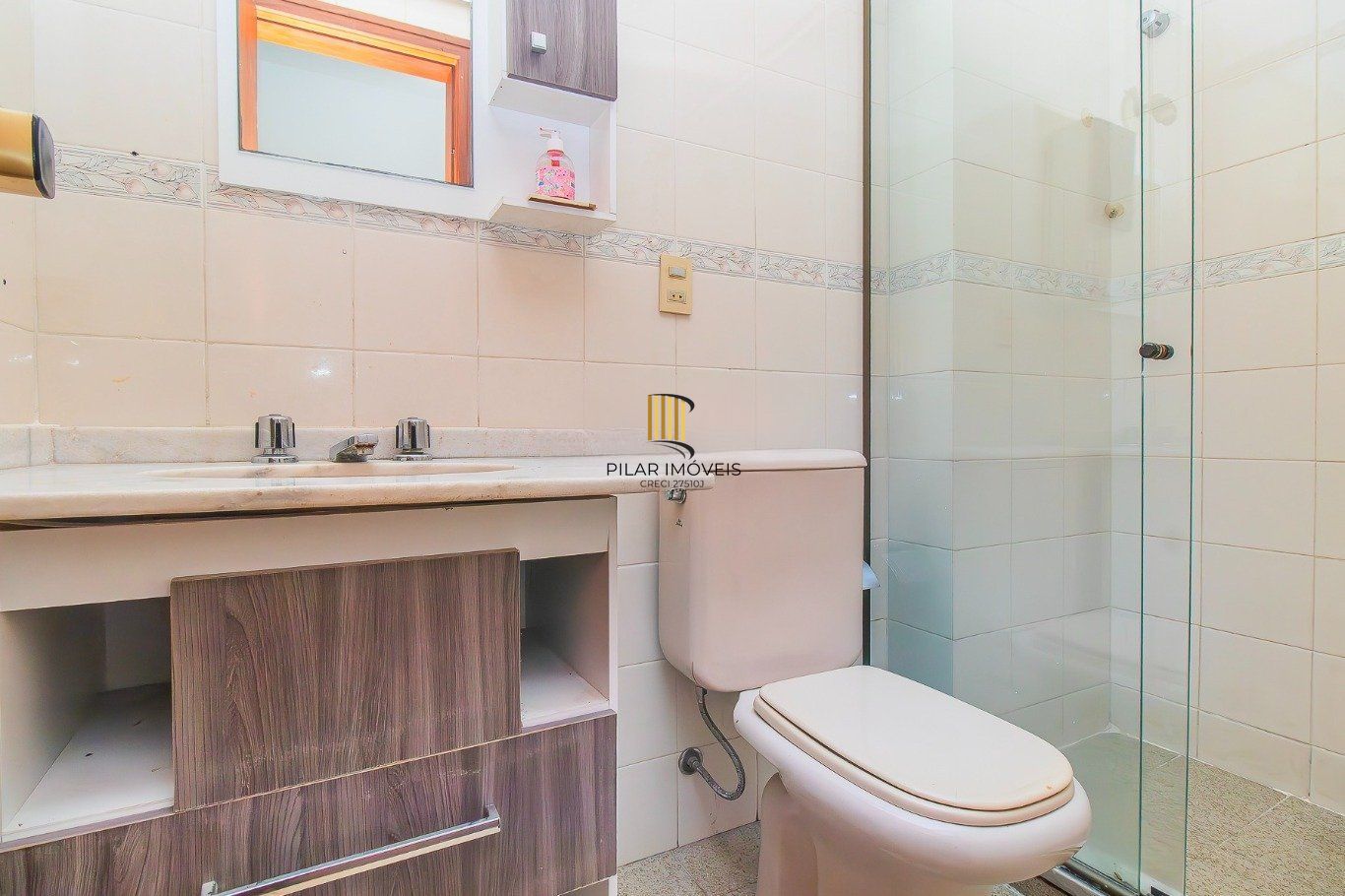 Apartamento de 2 dormitórios e 94m² à venda em Petrópolis, Porto Alegre.