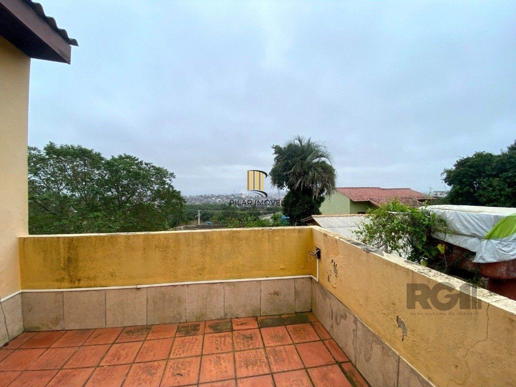 Casa 3 Dormitório(s) Bairro Glória