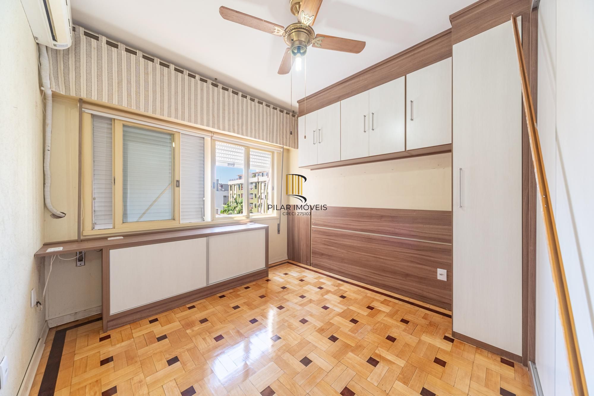 Apartamento de 3 dormitórios á venda no Bairro Santana, Porto Alegre