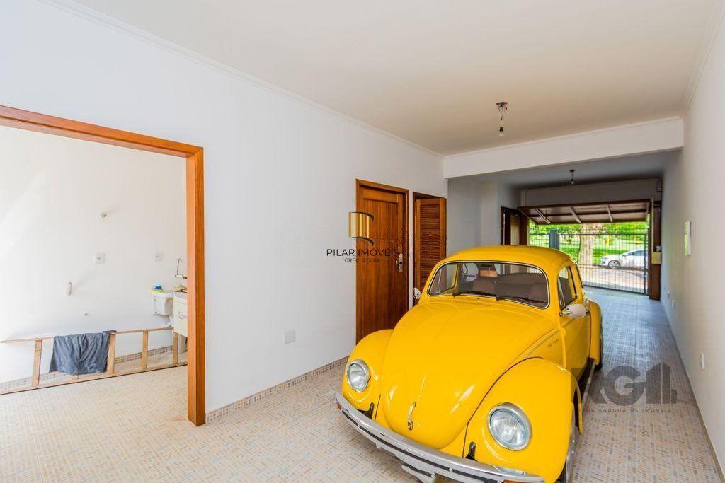 Casa 320m², 3 dormitórios, 3 vagas no bairro Jardim Itu