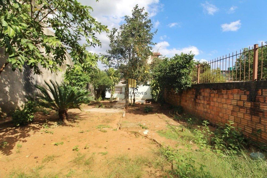 Casa 3 dormitórios no bairro Teresópolis