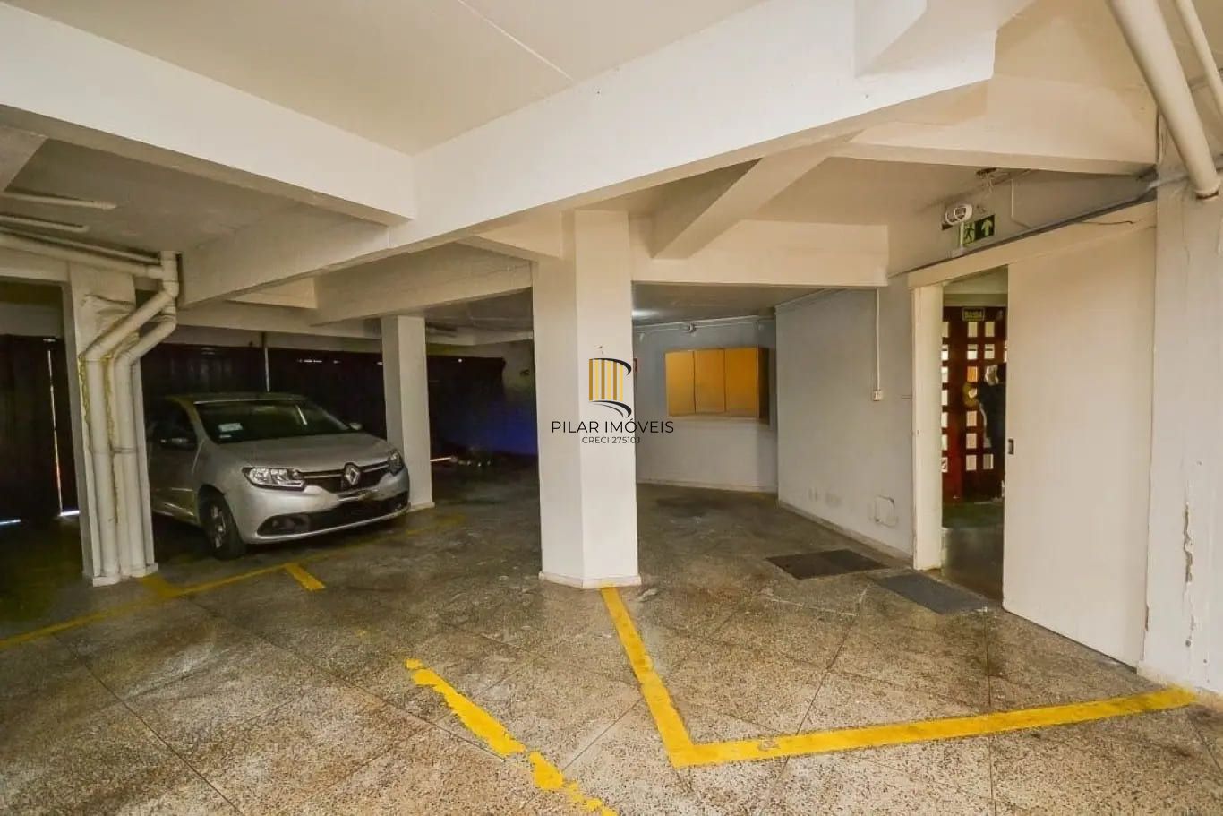 Apartamento com 3 dormitórios no bairro Menino Deus, Porto Aelgre