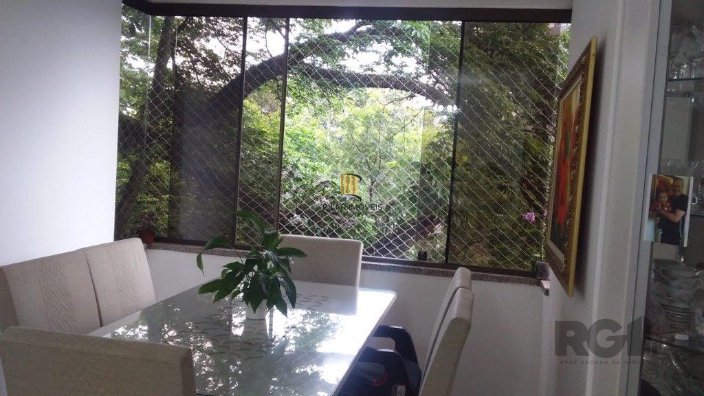 Apartamento 2 dormitórios no bairro Glória