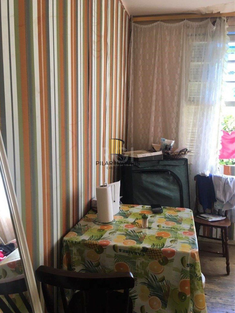 Casa para Venda - 74m², 3 dormitórios, 2 vagas - Nonoai