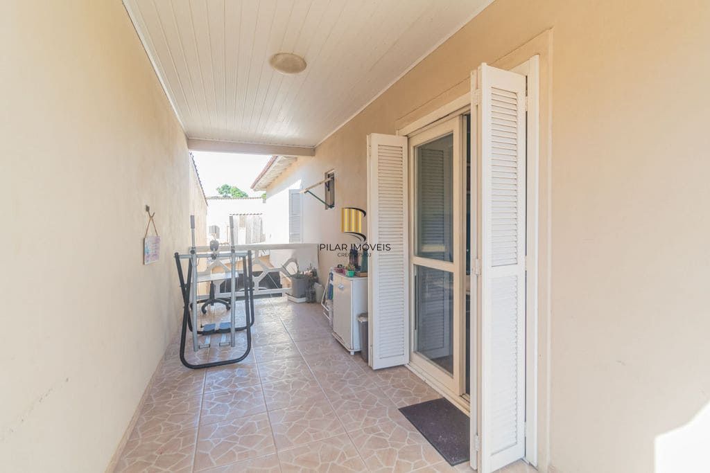 Casa 3 dormitórios à venda no Bairro Passo das Pedras