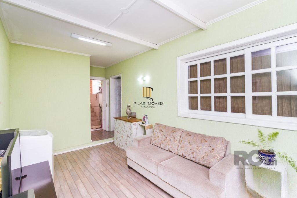 Casa 4 dormitórios no bairro Espírito Santo