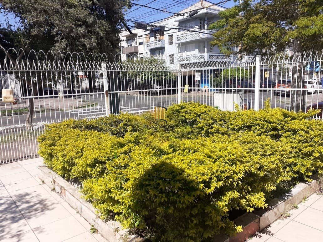 Casa com 3 quartos, 4 vagas e 159m² - Rua General Caldwell - Menino Deus, Porto Alegre