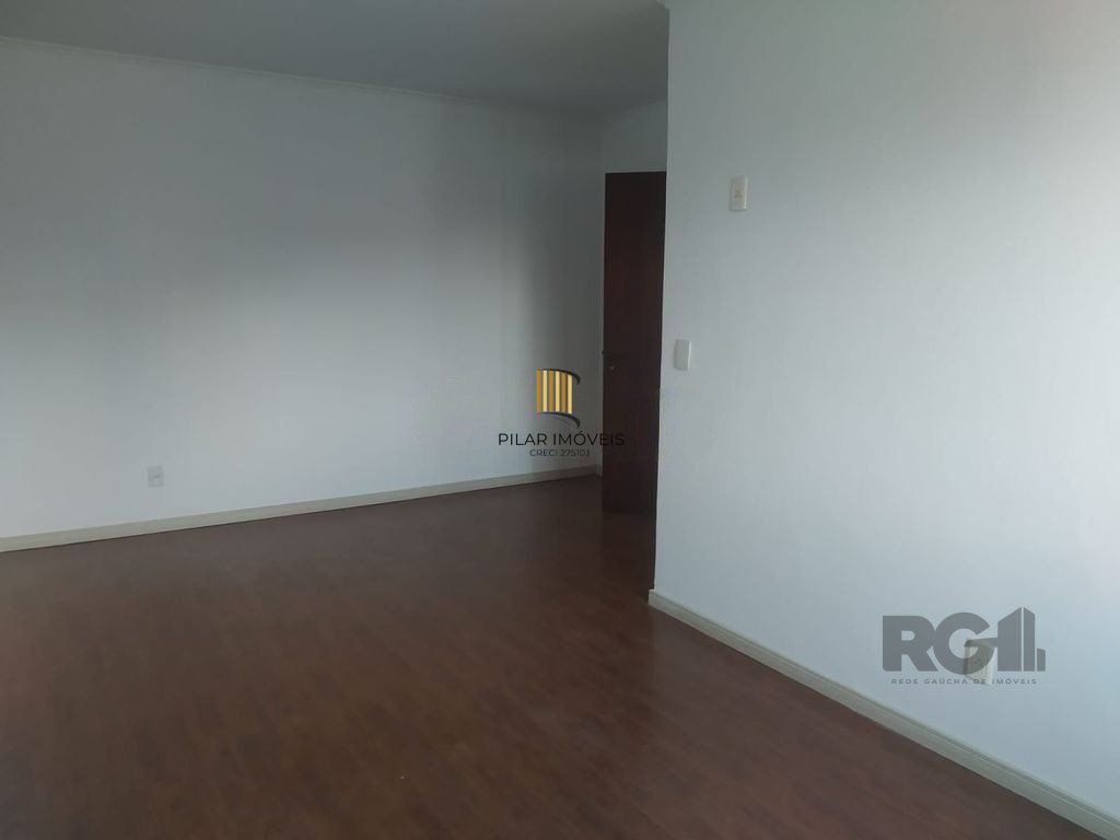 Excelente DUPLEX de 90m² com 2 dormitórios e 2 vagas.
