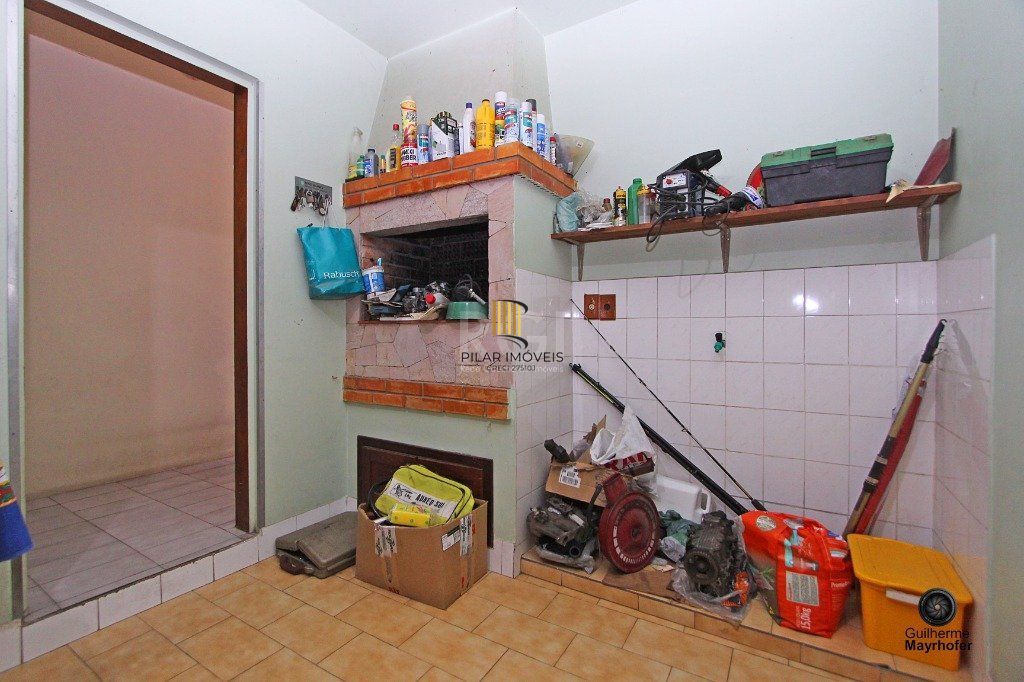 Casa para Venda - 180m², 3 dormitórios, sendo 1 suites, 3 vagas - Parque dos Maias