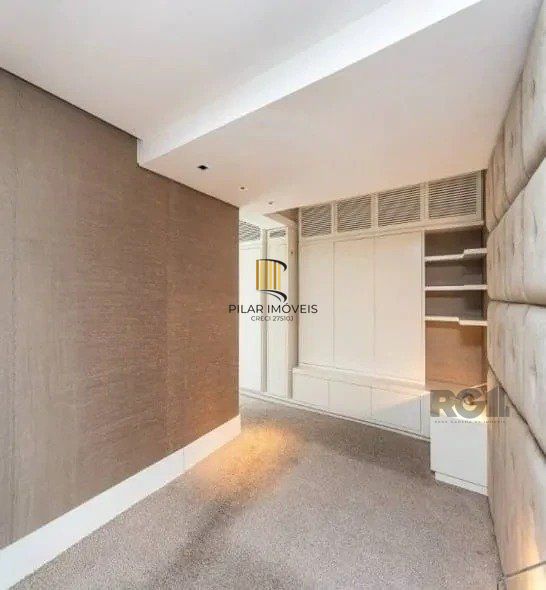 Excelente casa de 220m² com 3 dormitórios no bairro Tristeza.