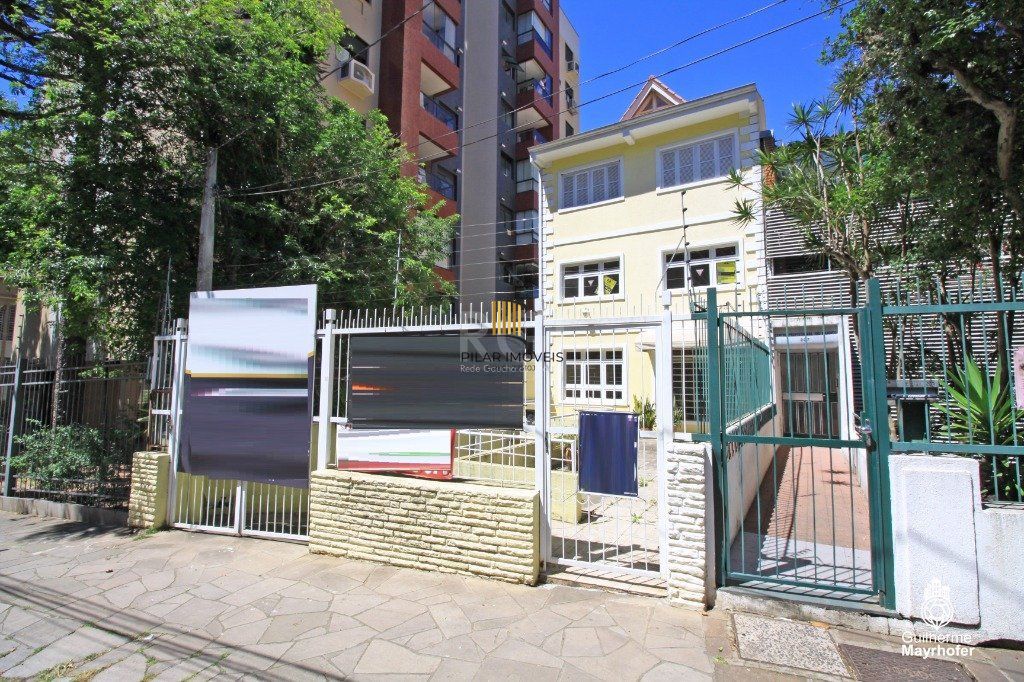 Casa para Venda - 258m², 3 dormitórios, sendo 1 suites, 3 vagas - Rio Branco