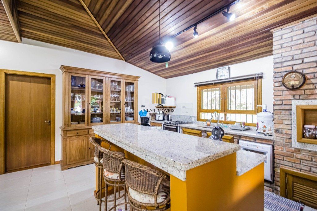 Sítio para Venda - 25000m², 0 dormitórios, Lomba do Pinheiro