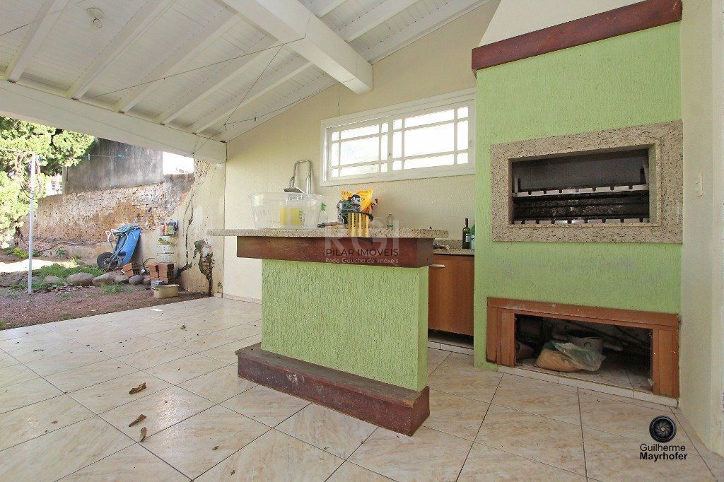 Casa para Venda - 120m², 3 dormitórios, sendo 1 suites, 2 vagas - Medianeira