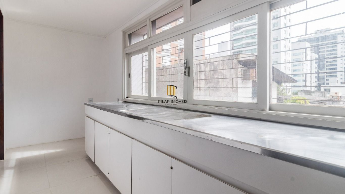 Apartamento à venda com 3 quartos 153 m²  Alto Padrão avenida carlos gomes, bela vista, porto alegre