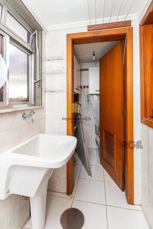 Apartamento de 2 dormitórios no bairro Bom Jesus