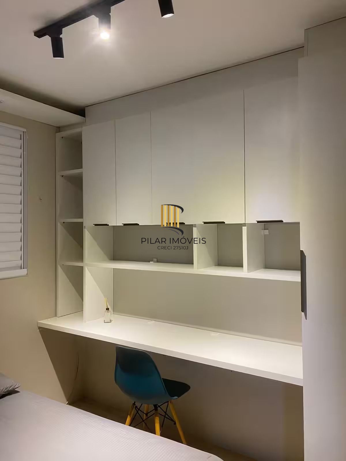 Apartamento 2 dormitórios no bairro Humaitá