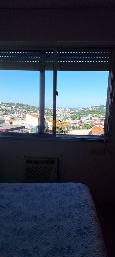 Apartamento 2 dormitórios no bairro Azenha