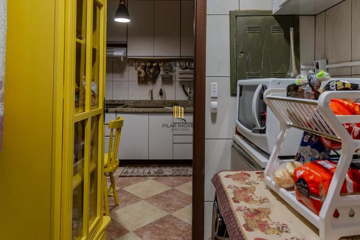 Casa de condomínio à venda com 258m², 3 quartos e 2 vagas