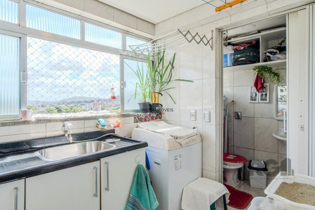 Apartamento de 2 dormitórios no bairro Teresópolis