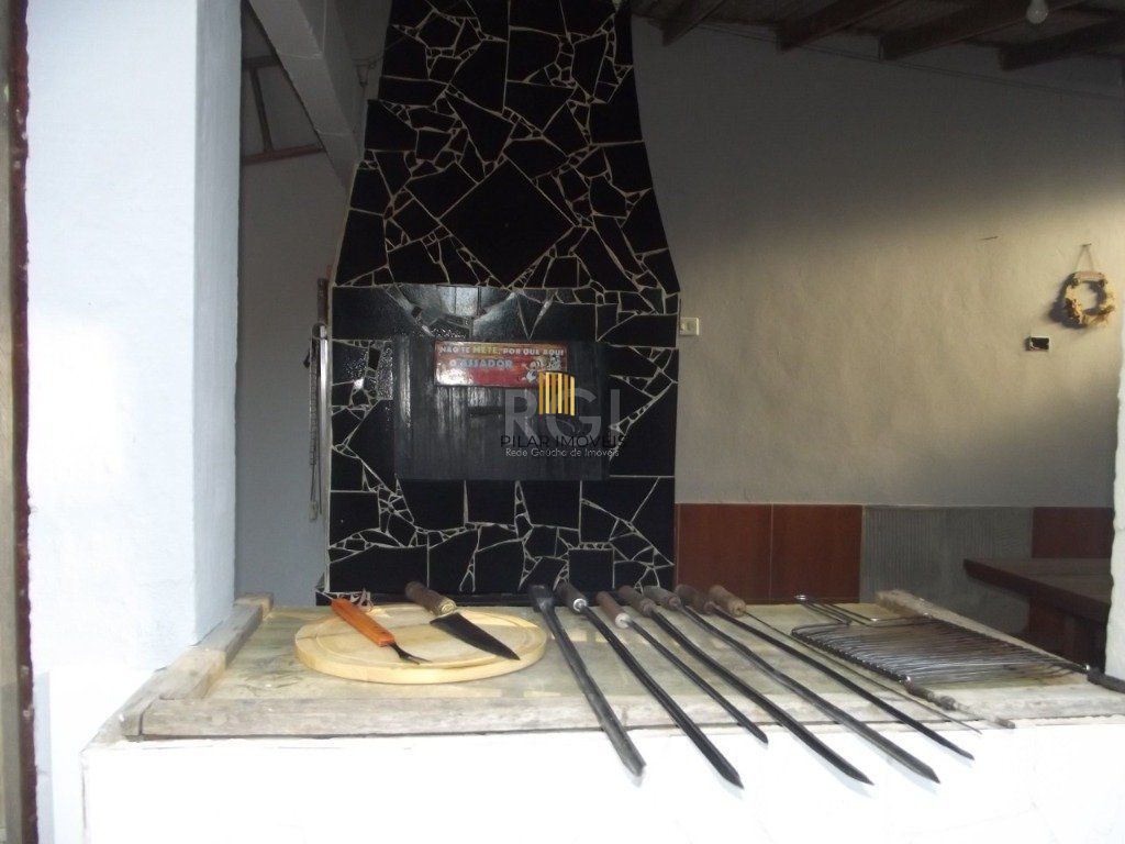Casa para Venda - 150m², 3 dormitórios, Restinga