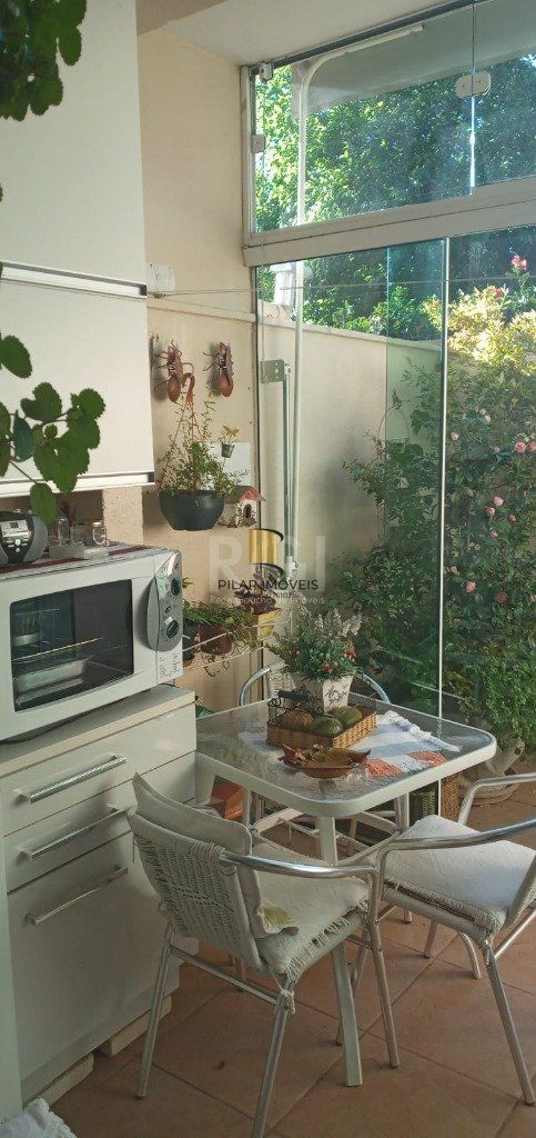 Casa Condominio para Venda - 107.98m², 3 dormitórios, sendo 1 suites, 1 vaga - Teresópolis