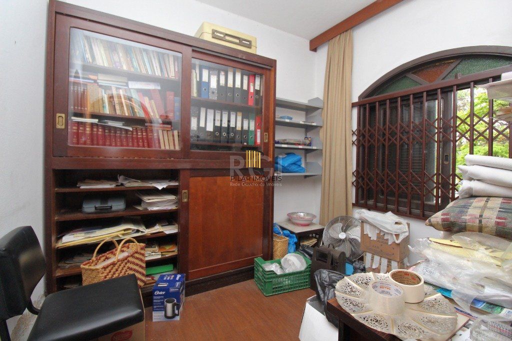 Casa para Venda - 406.36m², 6 dormitórios, sendo 6 suites, 2 vagas - Chácara das Pedras