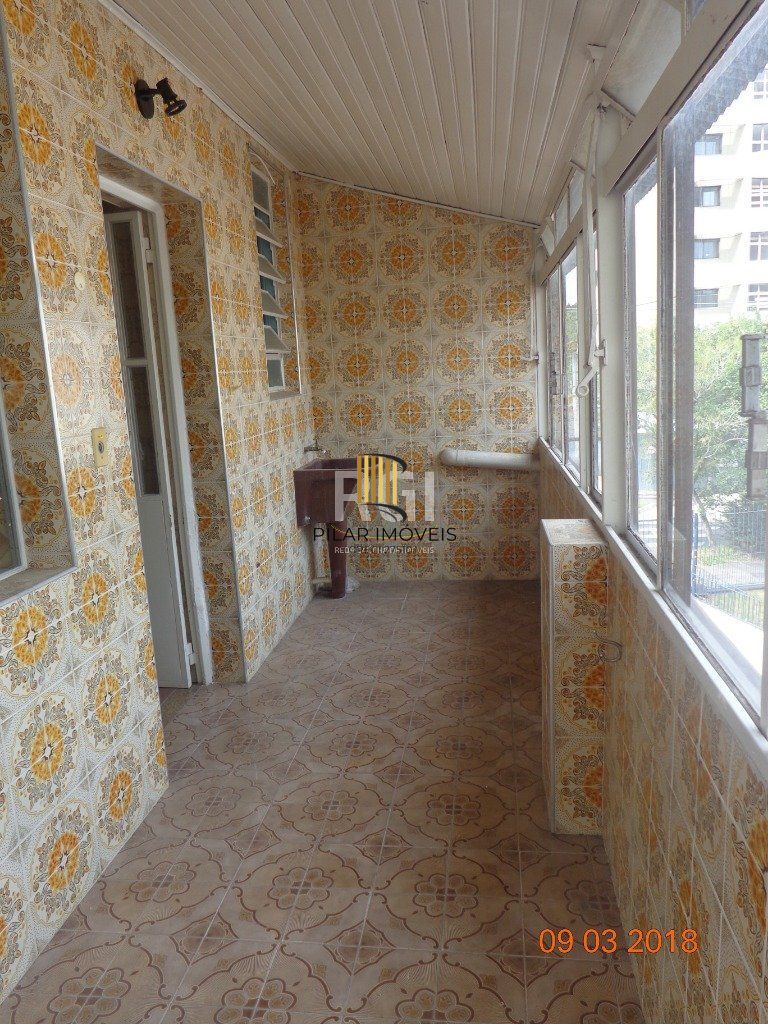 Predio para Venda - 400m², 0 dormitórios, Petrópolis