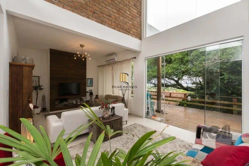 Casa 287m² - 3 suítes, 4 vagas no bairro Ipanema