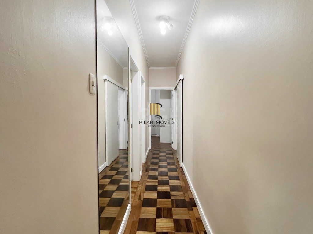 Apartamento 85m² - 3 dormitórios, sacada, churrasqueira no bairro Cidade Baixa