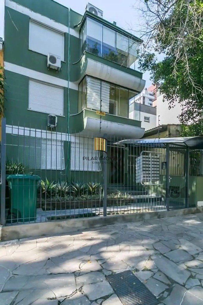 Apartamento térreo com garden na Lucas de Oliveira bairro Petrópolis