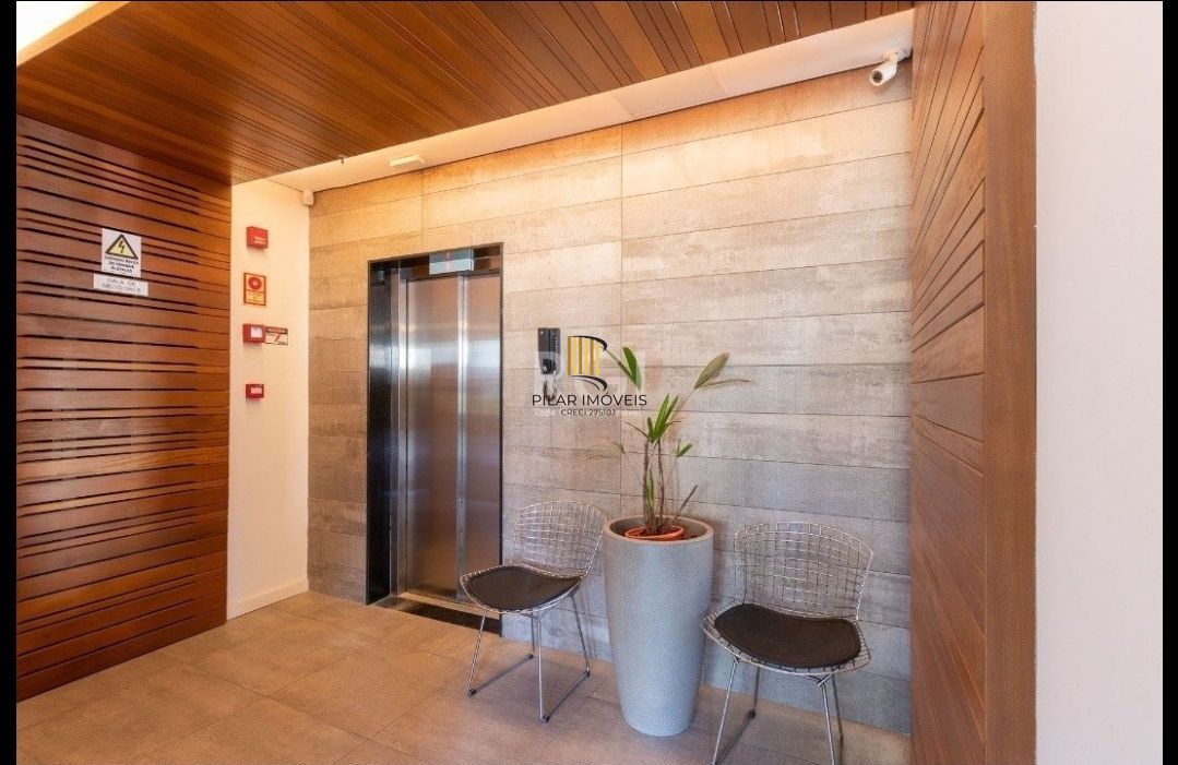 Apartamento 2 dormitórios no bairro Glória