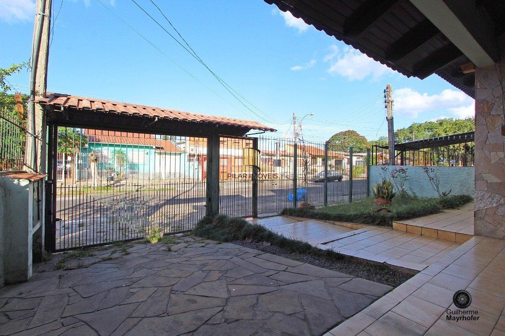 Casa para Venda - 180m², 3 dormitórios, sendo 1 suites, 3 vagas - Parque dos Maias