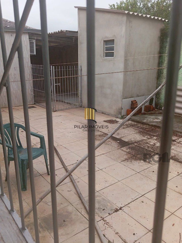 Casa 2 Dormitório(s) Bairro Mário Quintana