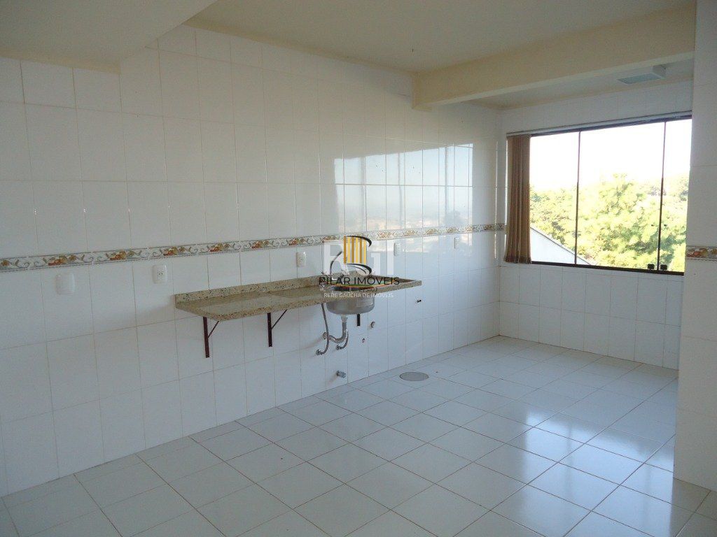 Casa 3 dormitórios no bairro Teresópolis