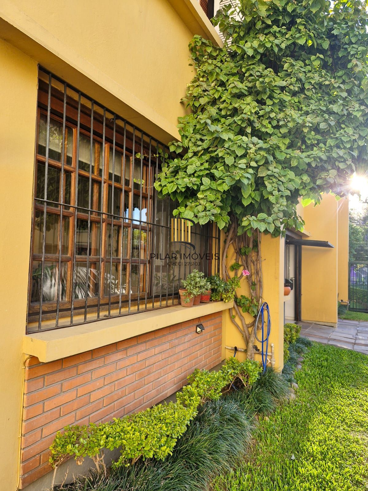 Casa em condomínio 3 dormitórios Bairro Medianeira