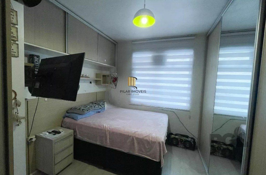 Casa 164m², 3 dormitórios, 3 vagas no bairro Jardim Carvalho