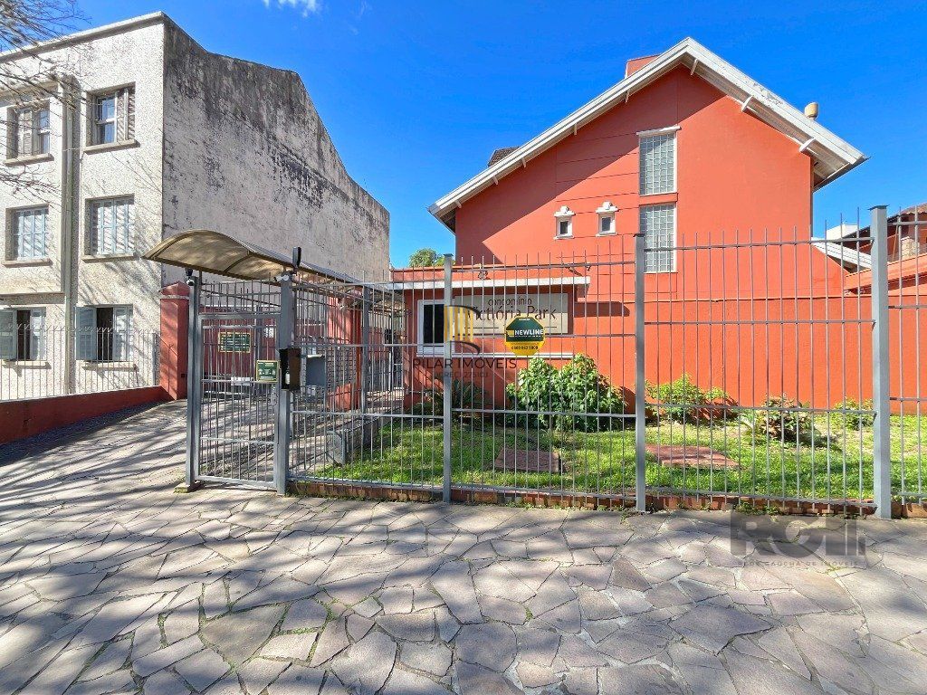Casa Condominio 3 Dormitório(s) Bairro Teresópolis