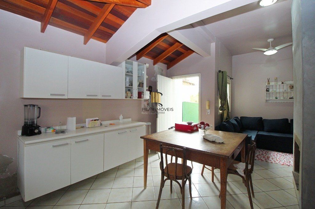 Casa para Venda - 264m², 3 dormitórios, 2 vagas - Santa Tereza