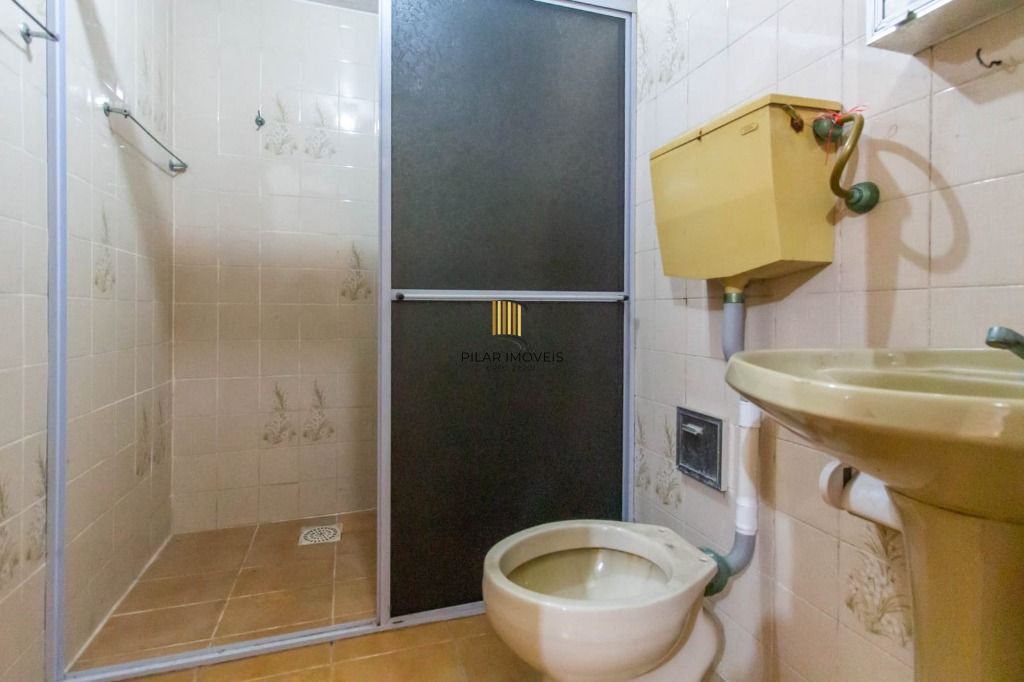 Casa com 3 dormitórios, 1 vaga e 74m² no bairro Cristo Redentor