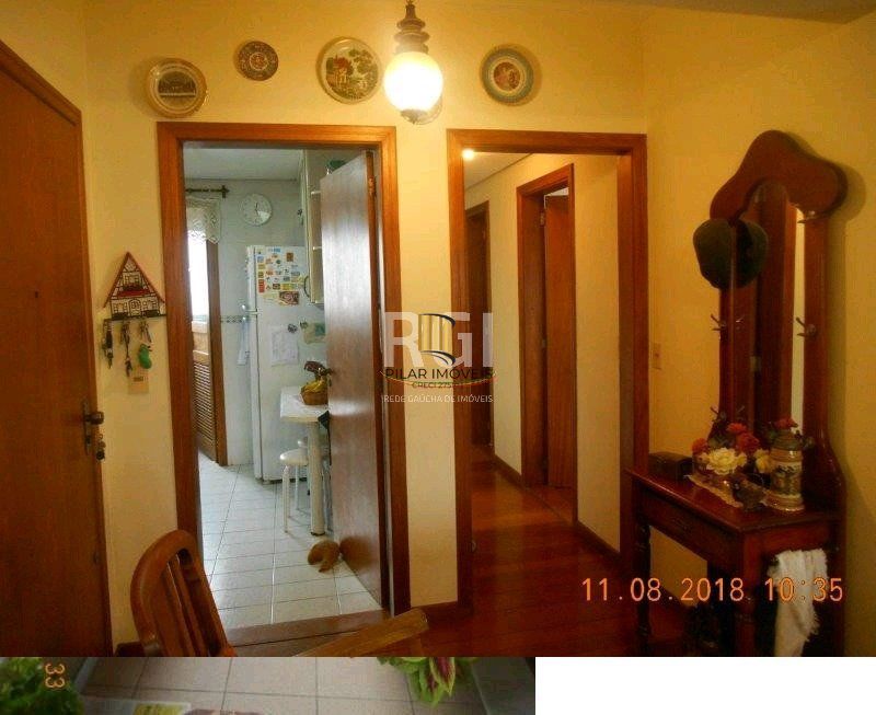 Apartamento para Venda - 137m², 3 dormitórios, sendo 1 suites, 2 vagas - Petrópolis