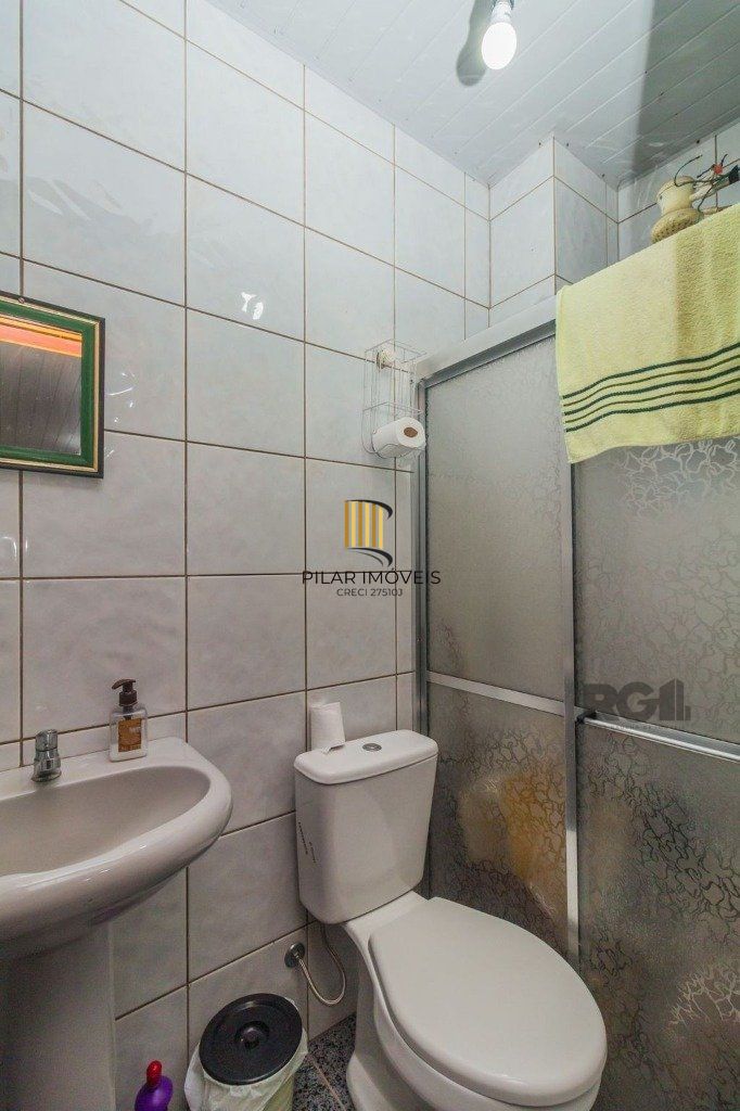 Casa de 4 dormitórios no bairro Sarandi