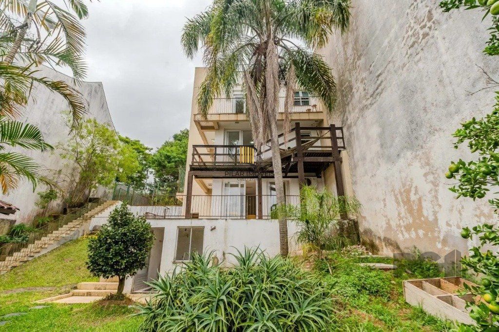 Casa com 3 dormitórios no bairro Jardim Isabel