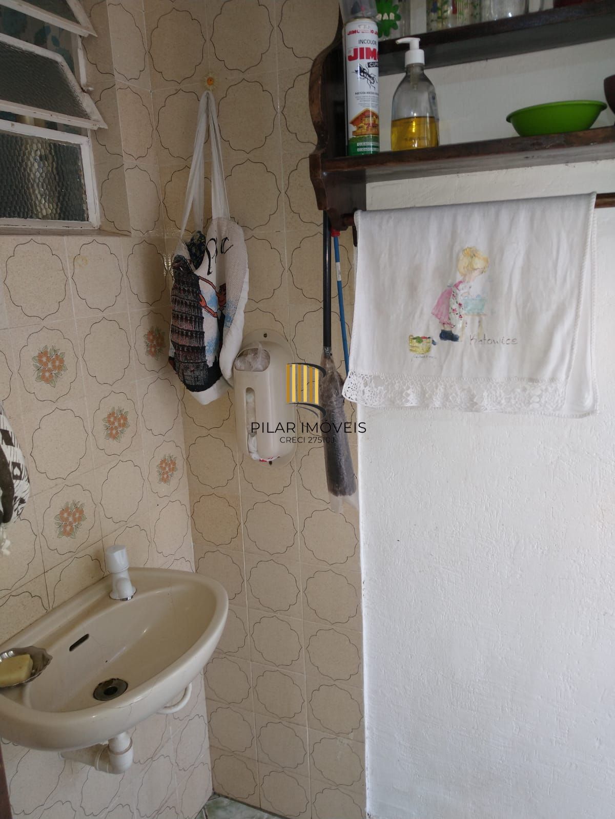 Casa 4 dormitórios no bairro Santa Tereza